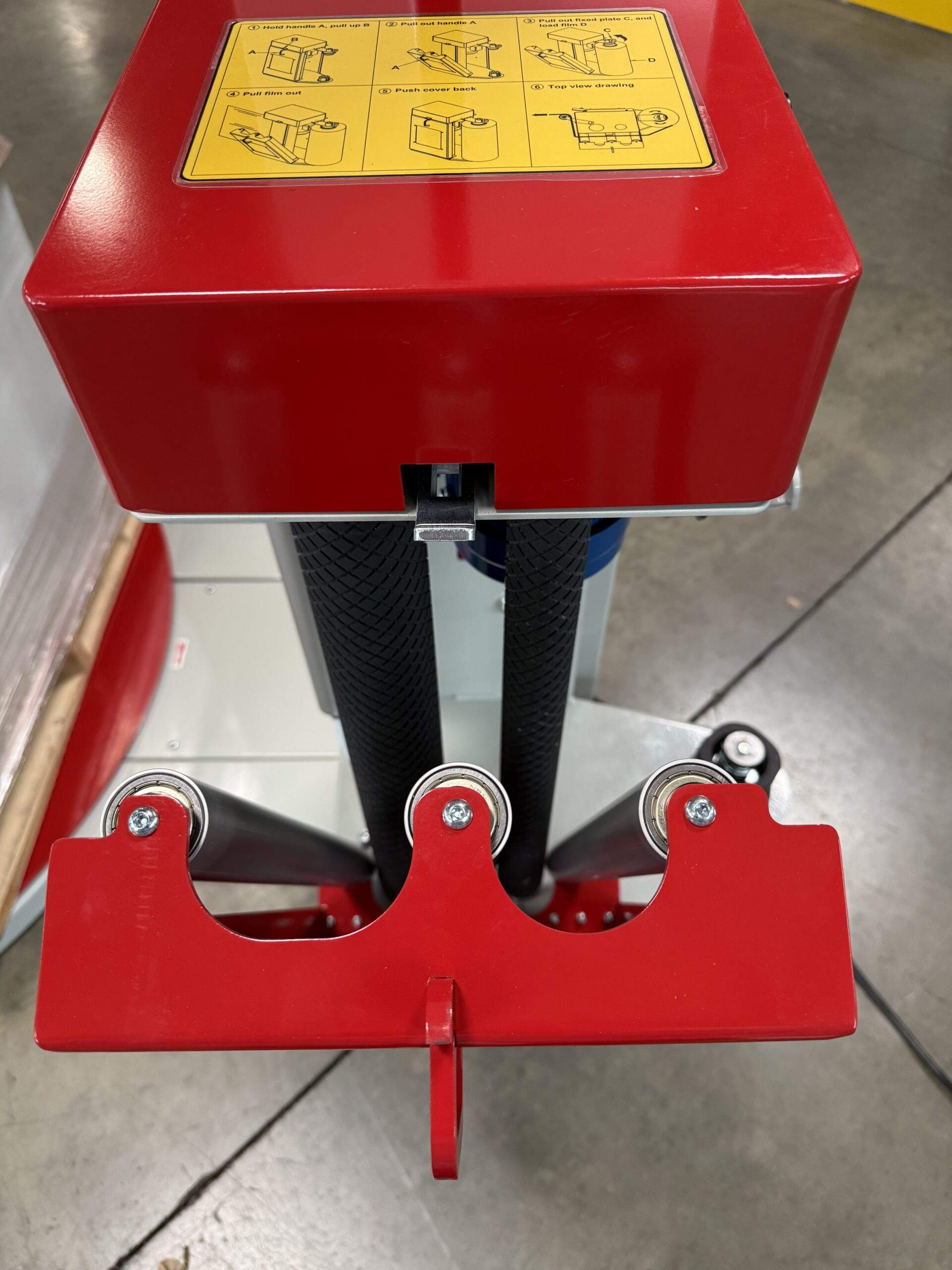 Reference photo showing the film carriage of the BestPack CBM Systems S250i pallet wrapping machine.