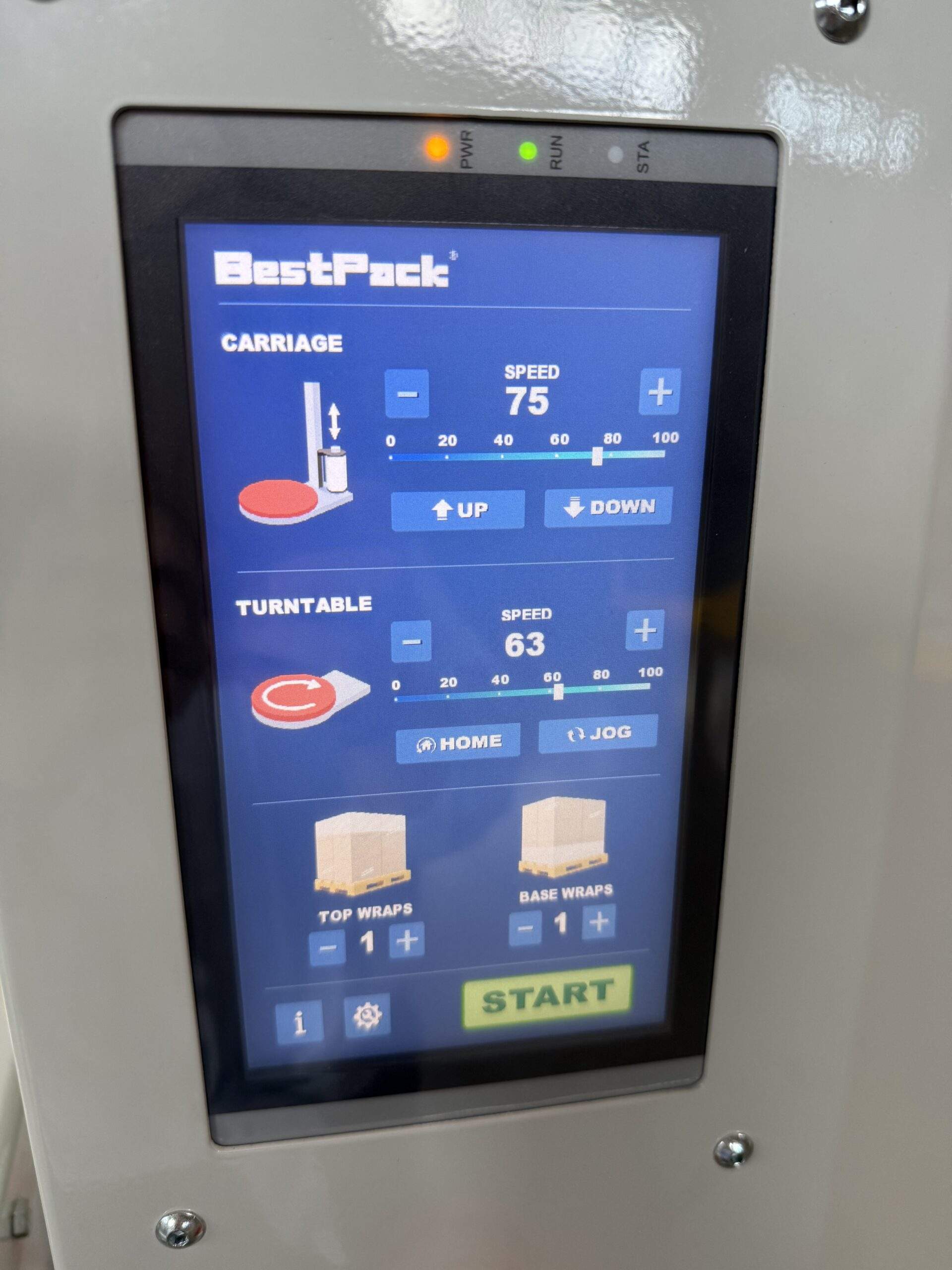 Reference photo showing the touchscreen of the BestPack CBM B150i pallet wrapper