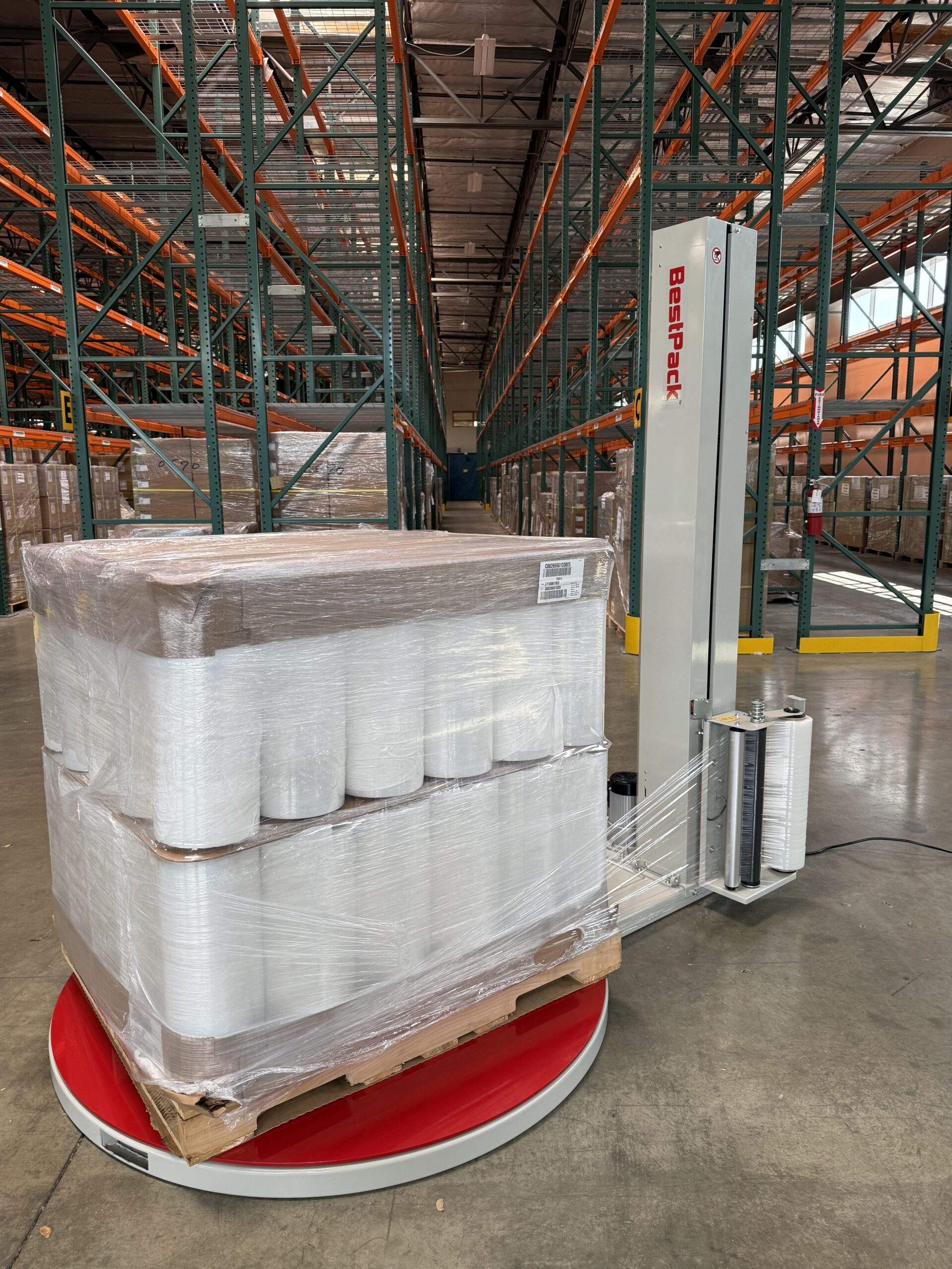 Reference photo showing the BestPack CBM B150i in a warehouse